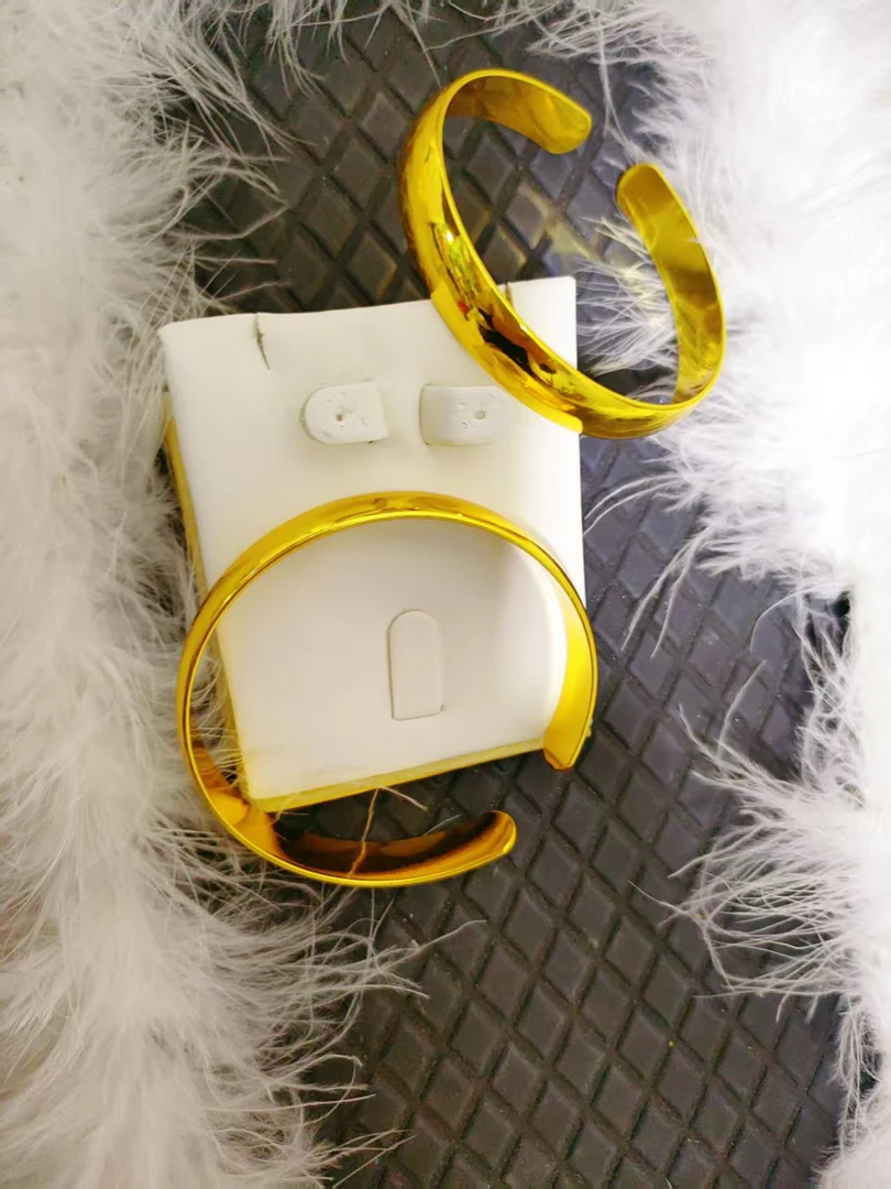 铁合金手镯 新款时尚简约款手镯altunpasunbilayzuk