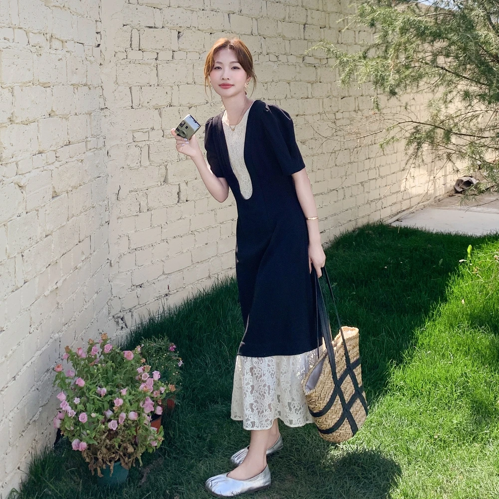 黑色轻熟风蕾丝拼接鱼尾长裙夏季新款法式气质显瘦泡泡袖连衣裙女