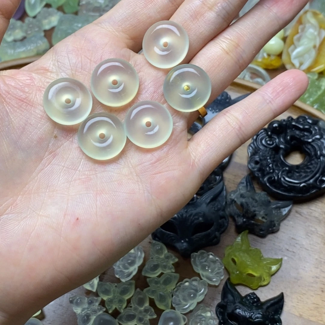 蛇纹石玉合金项链