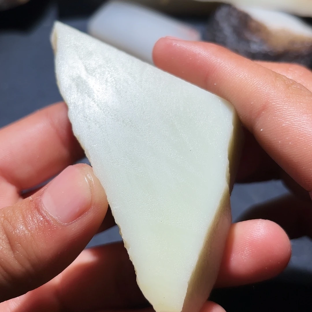 和田玉未镶嵌珠宝奇石