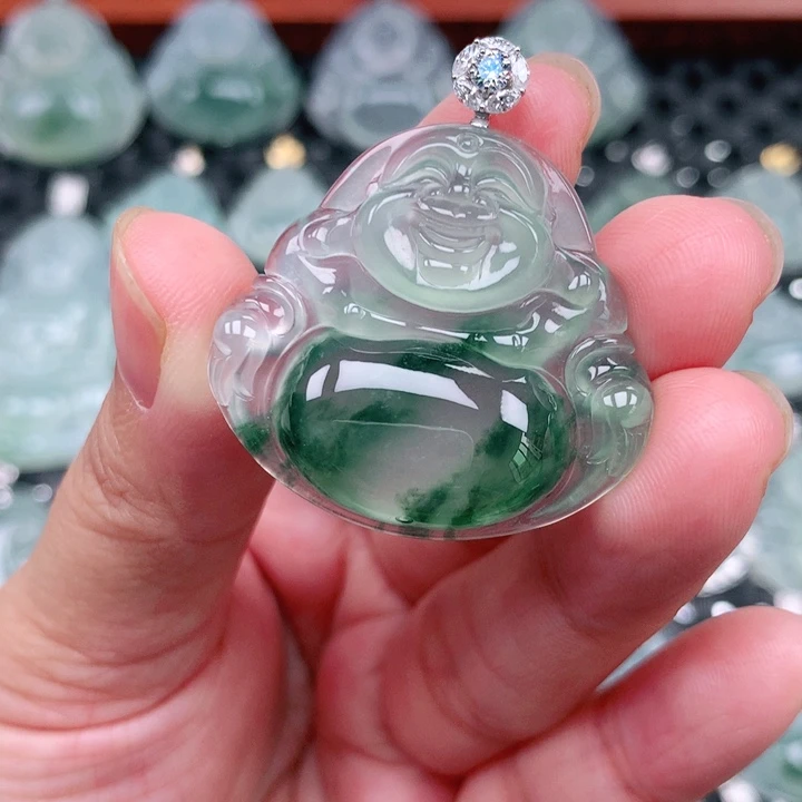 心***然吊坠(不含链)18K金镶嵌翡翠