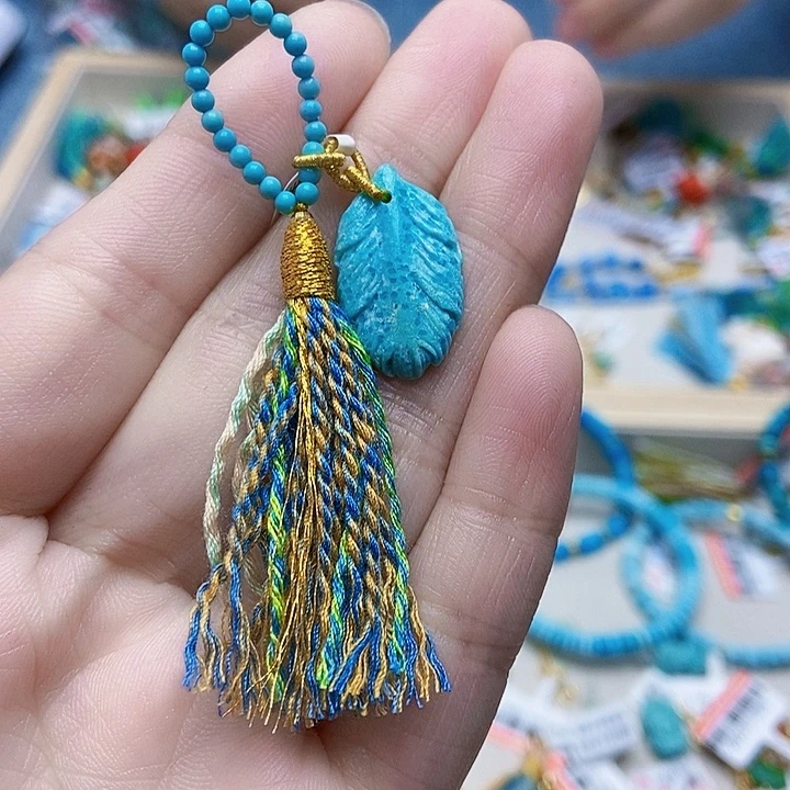 南红玛瑙未镶嵌挂件