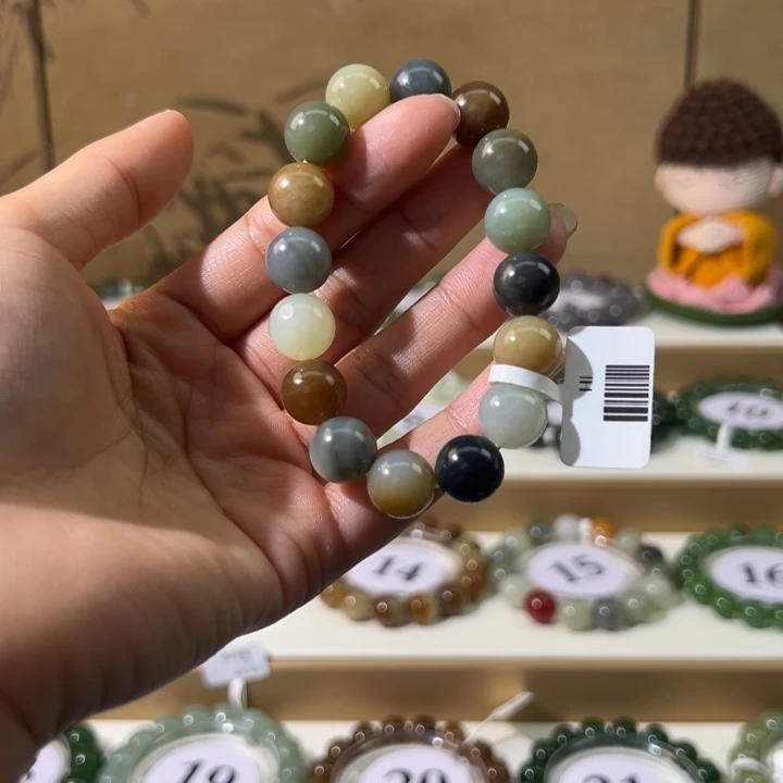 和田玉未镶嵌手串