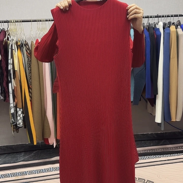 连衣裙红色不退不换