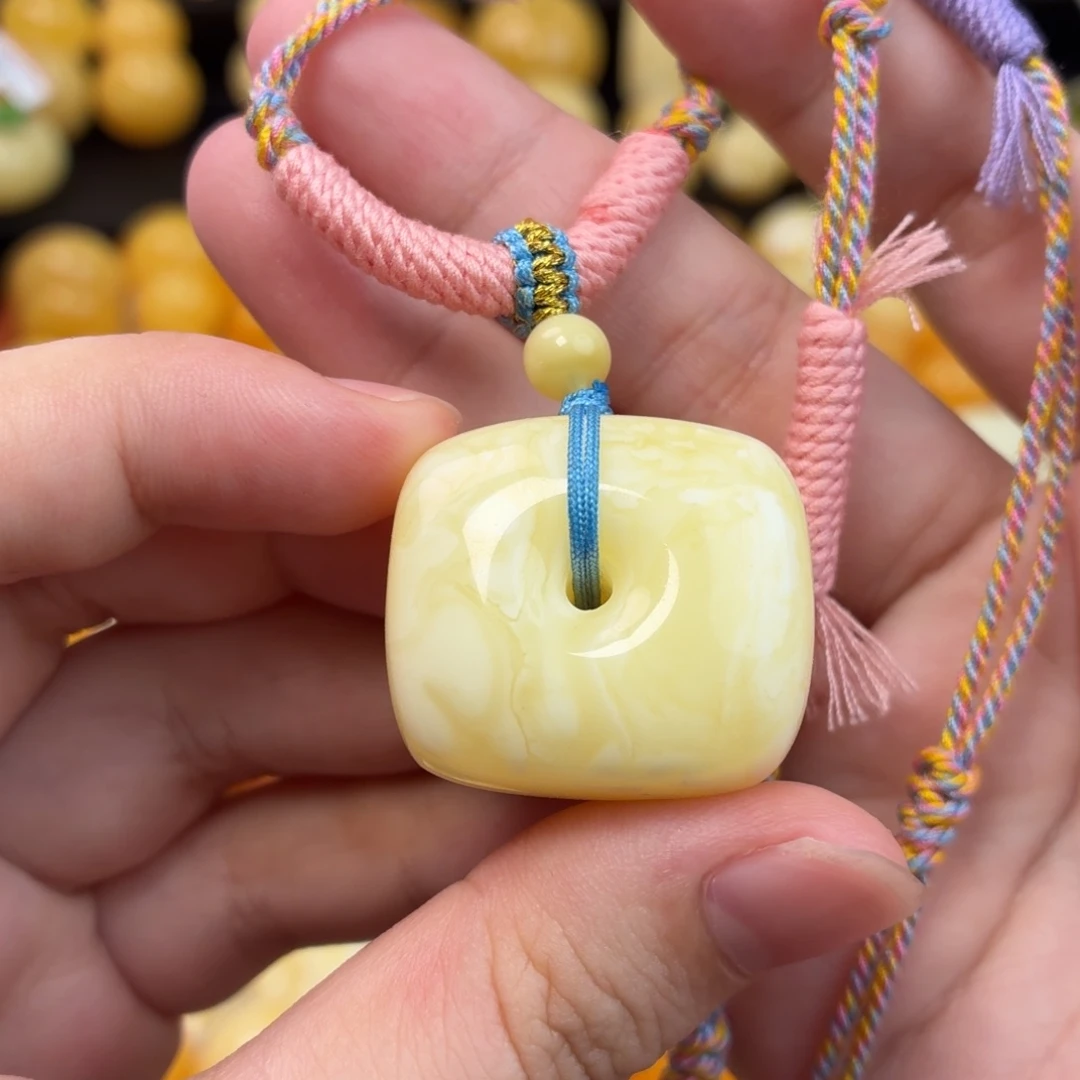 蜜蜡未镶嵌毛衣链蜜蜡