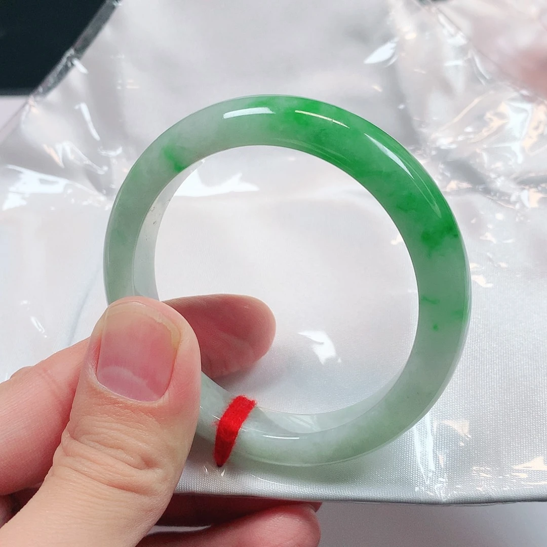 翡翠未镶嵌手镯1488
