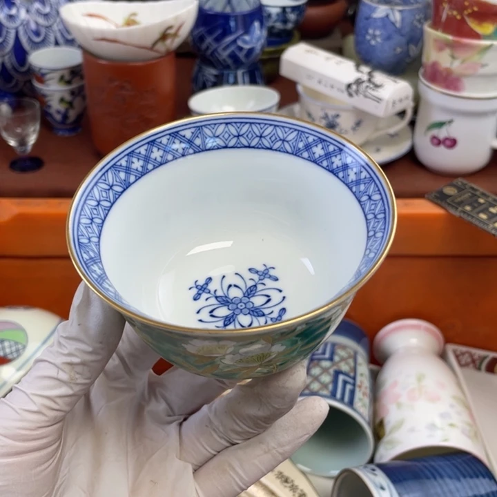 他家瓷器真美…开播了