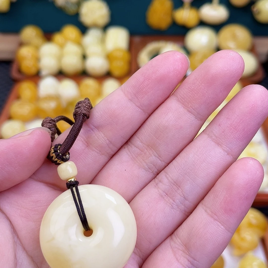 蜜蜡未镶嵌毛衣链蜜蜡