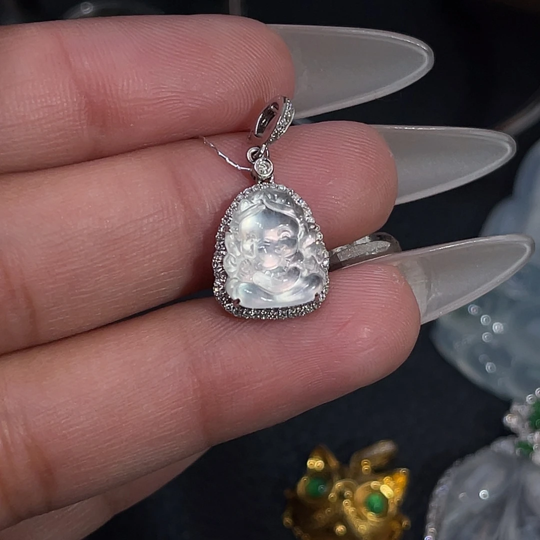 翡翠18K金镶嵌颈饰大象