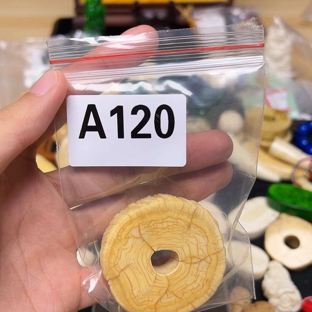矿***物天然猛犸象牙雕刻品