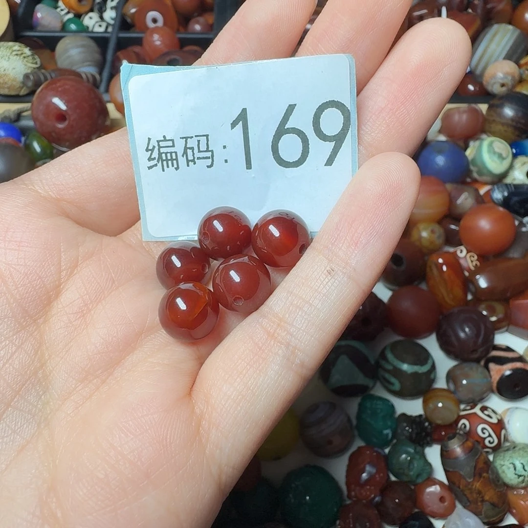 走***处玛瑙/玉髓未镶嵌30包邮