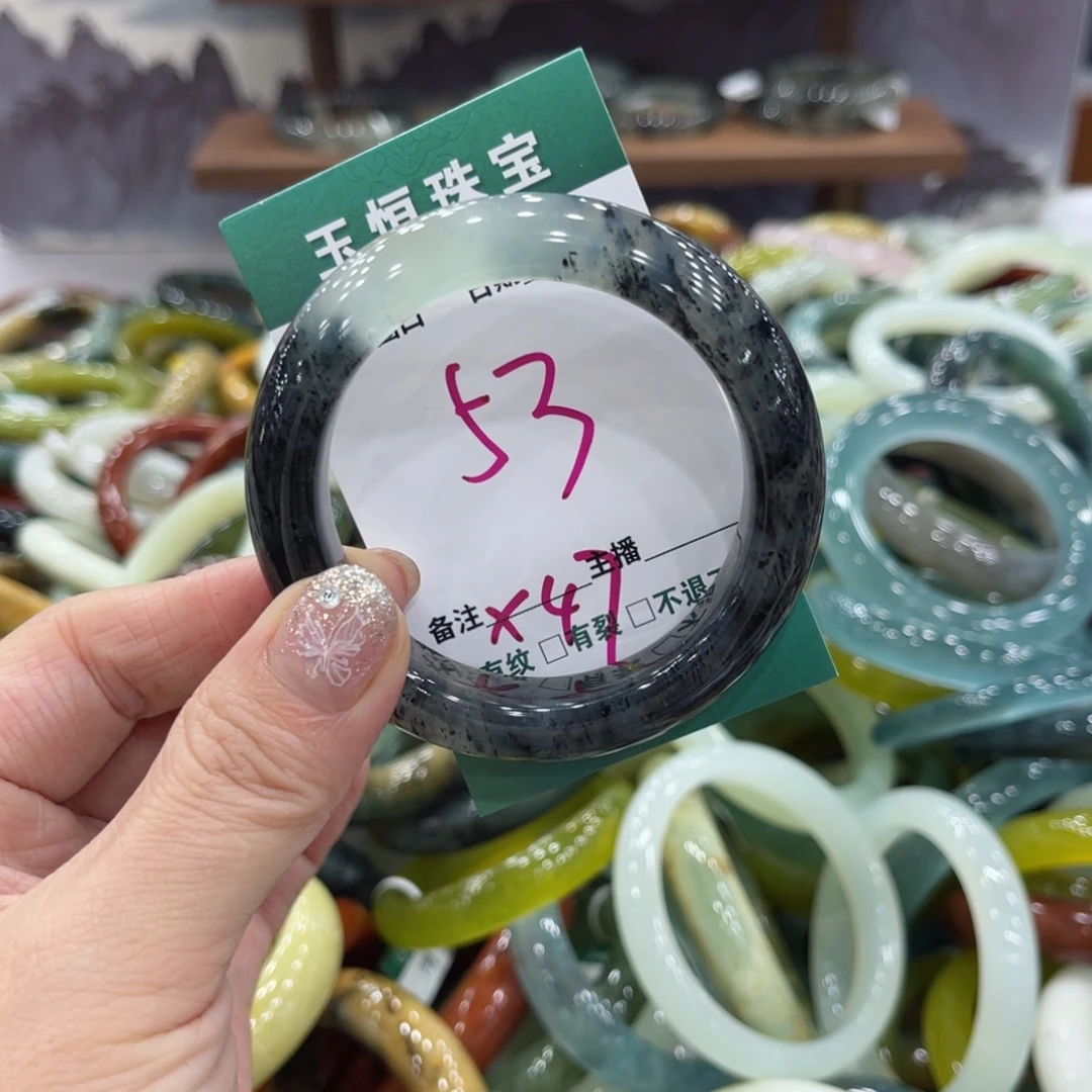 蛇纹石玉未镶嵌手镯手镯