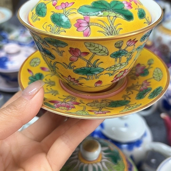 景德镇的陶瓷工艺也在