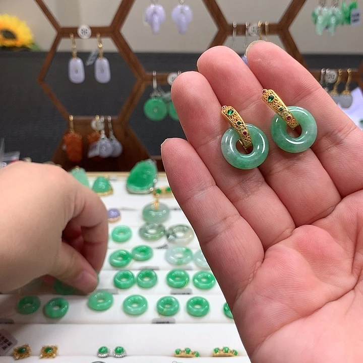 翡翠银S925镶嵌耳饰素*人天然翡翠