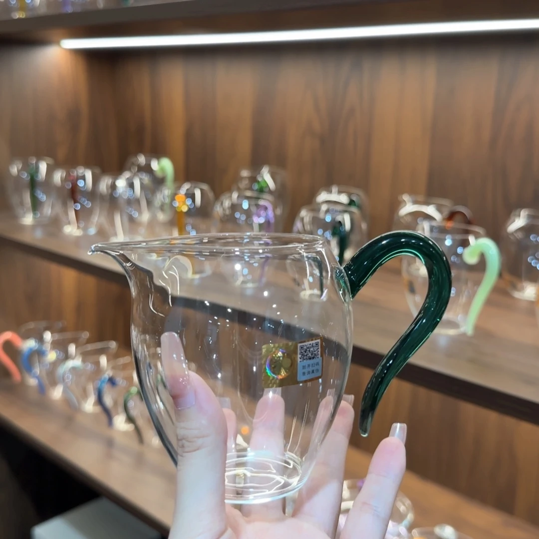 禾器大号怡然墨绿色。。。