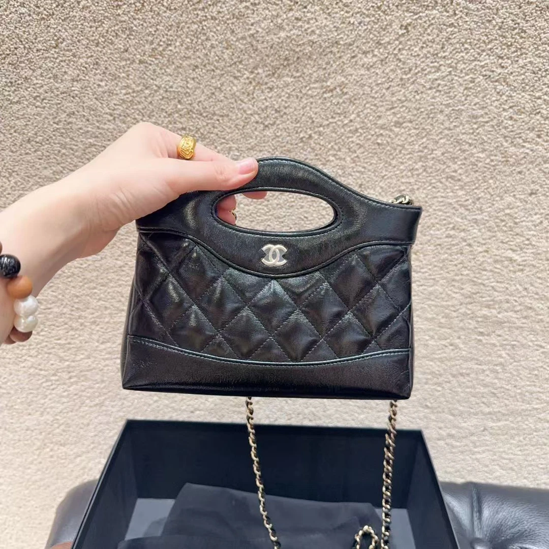 未使用 Chanel/香奈儿 31bag nano黑金羊皮手提单肩斜挎链条包！