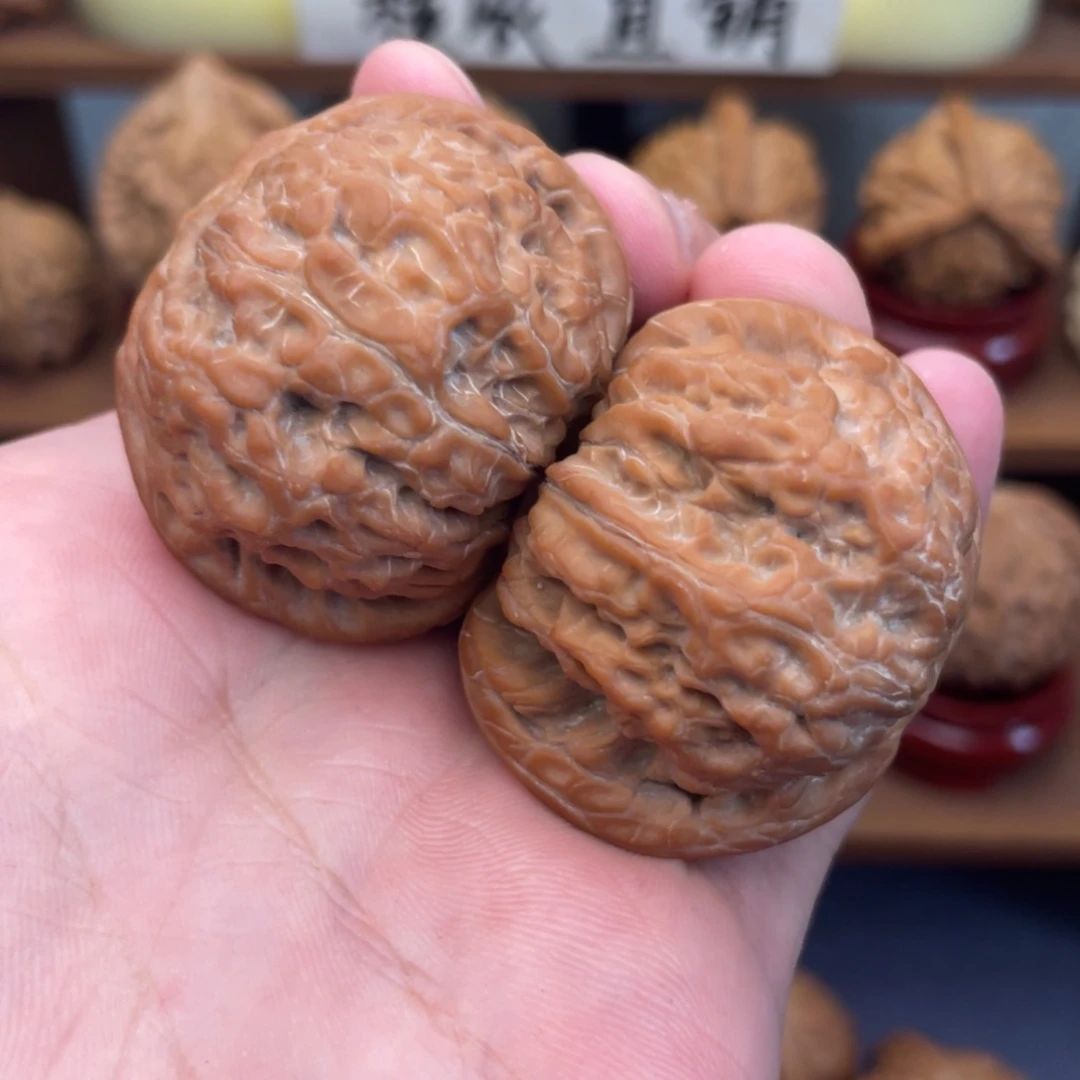 昌***昊吊坠文玩核桃血麒麟41