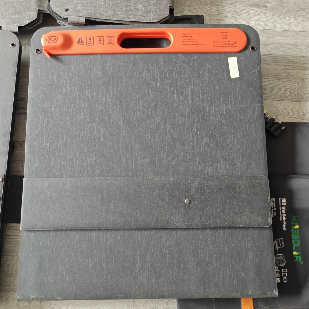 200瓦太阳能电池板小二