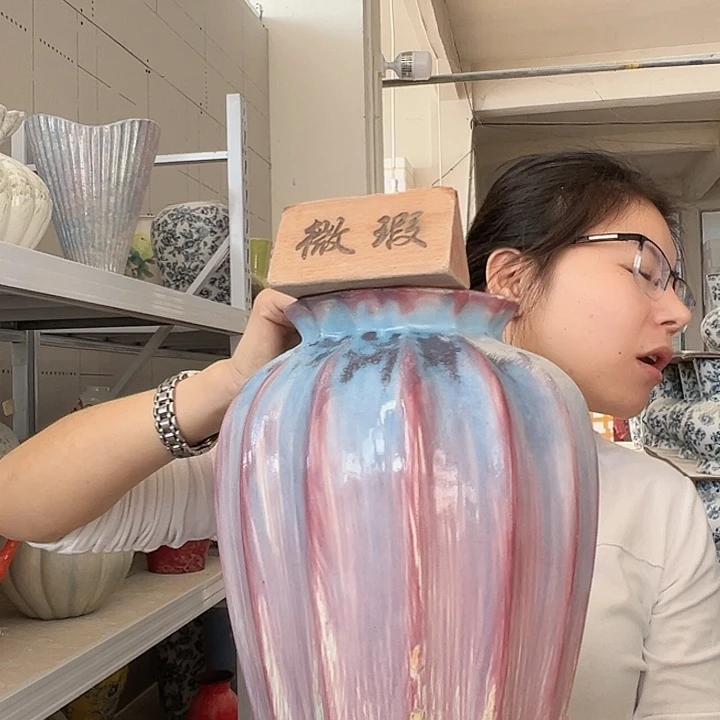 景德镇陶瓷花瓶工厂