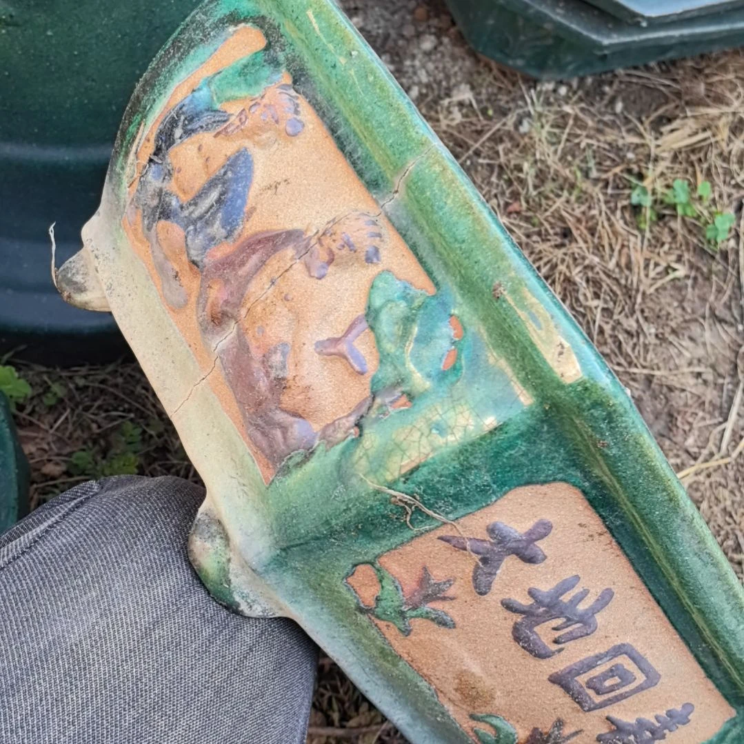 青花瓷用****8石湾公仔花盆一个