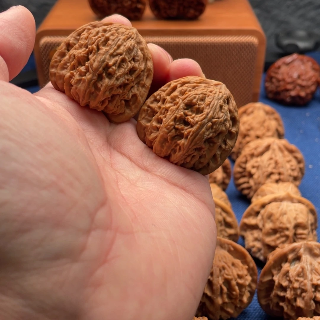 把件文玩核桃密纹