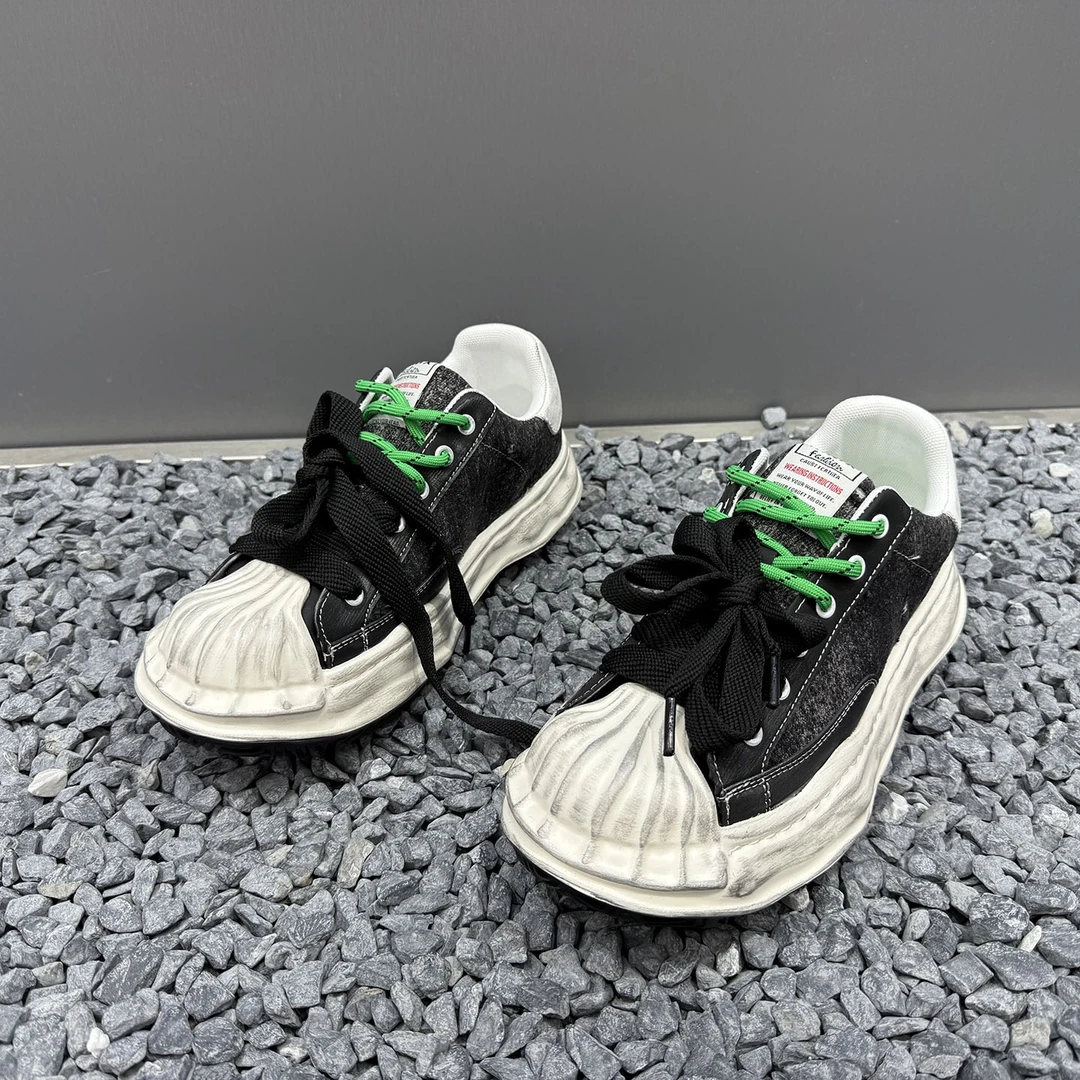 男鞋2025秋季新款休闲鞋轻便舒适透气运动鞋潮流百搭男款防滑板鞋