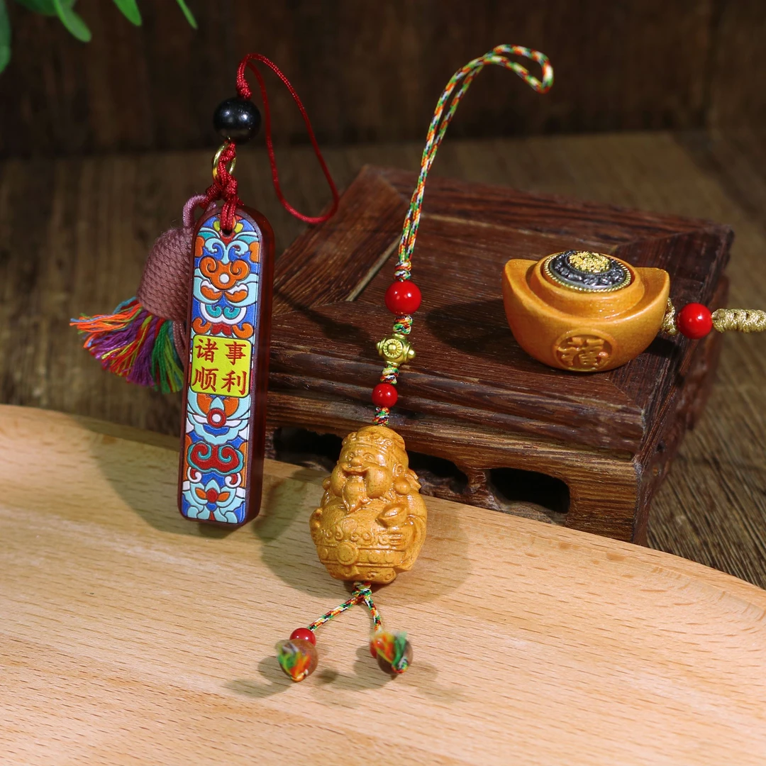 凰一品 檀木包挂车挂手机挂送芭比檀朱 砂包挂车挂手机挂共三个