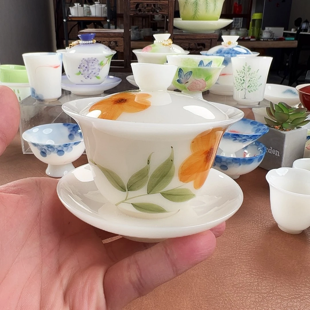 摆件陶采用优质瓷土制作