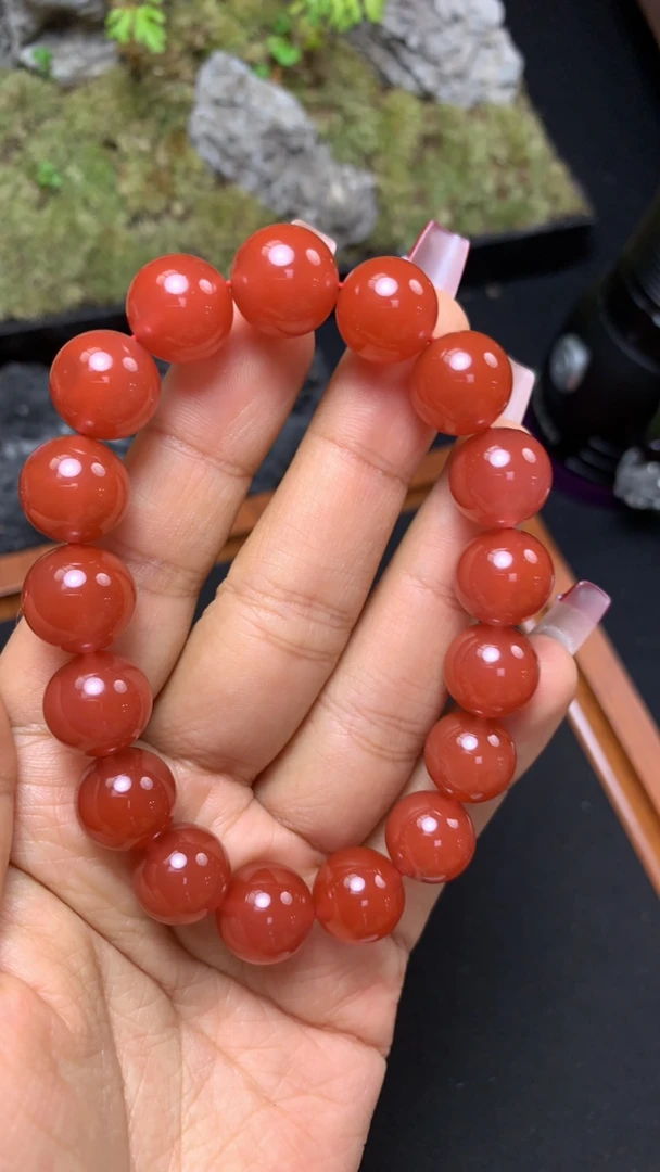 天然原矿南红12mm冰红单圈手串