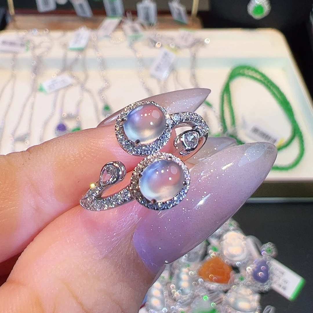 翡翠戒指18K金镶嵌翡翠