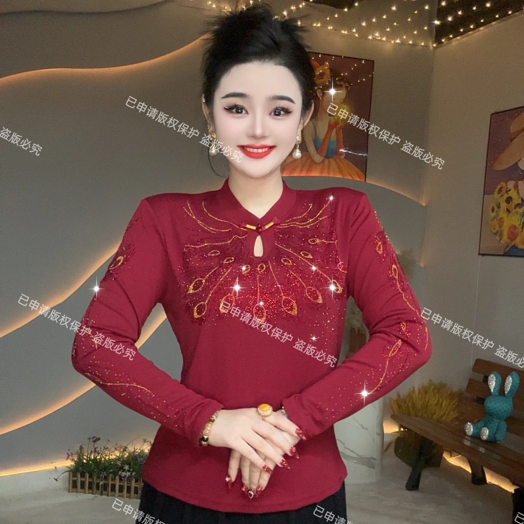 【断码破价】复古新中式烫钻红色羽毛之恋爆款洋气长袖打底衫女8251