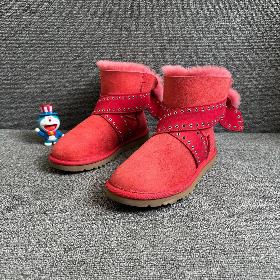 99新 UGG 粉色蝴蝶结短靴/36码/非全新