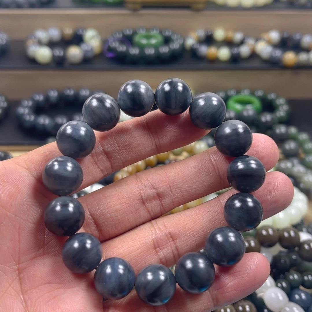 和田玉手串未镶嵌