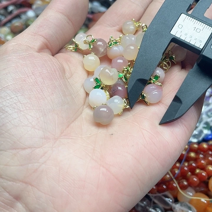 玛瑙/玉髓珠宝半成品未镶嵌6个8mm盐源桃子吊坠