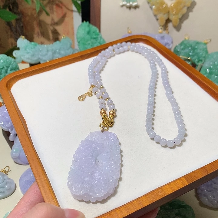 翡翠未镶嵌颈饰翡翠吊坠