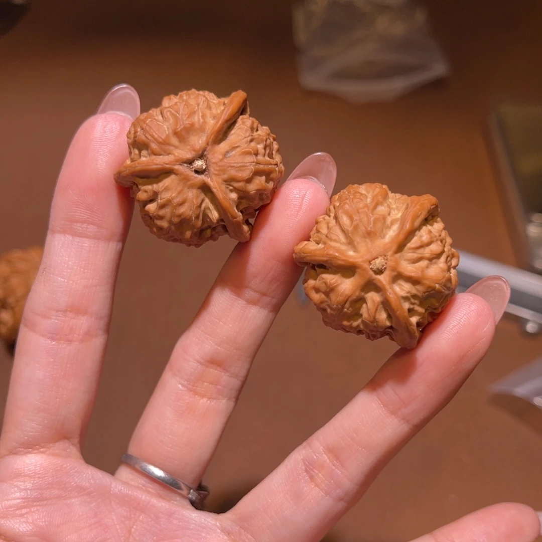 文玩核桃把件彼*32野生奔