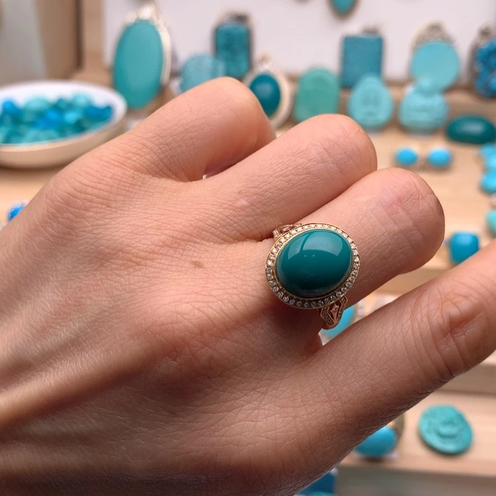 绿松石18K金镶嵌珠宝奇石