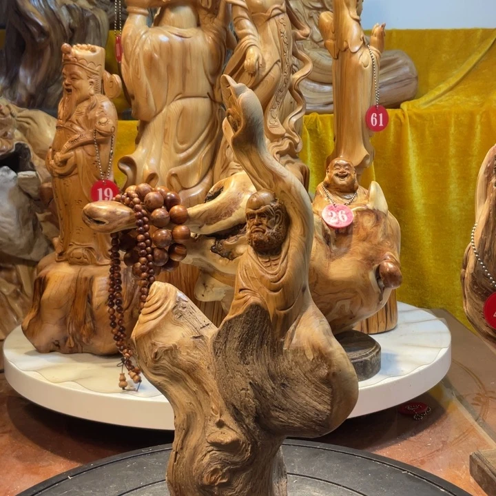 柏木（崖柏）  达摩