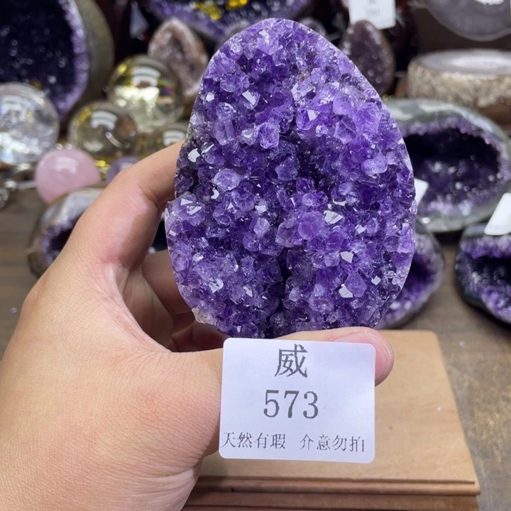 未镶嵌水晶珠宝半成品
