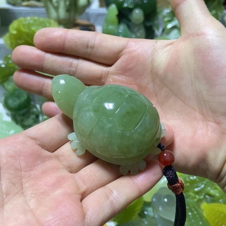 【闪购商品】未镶嵌蛇纹石玉把件