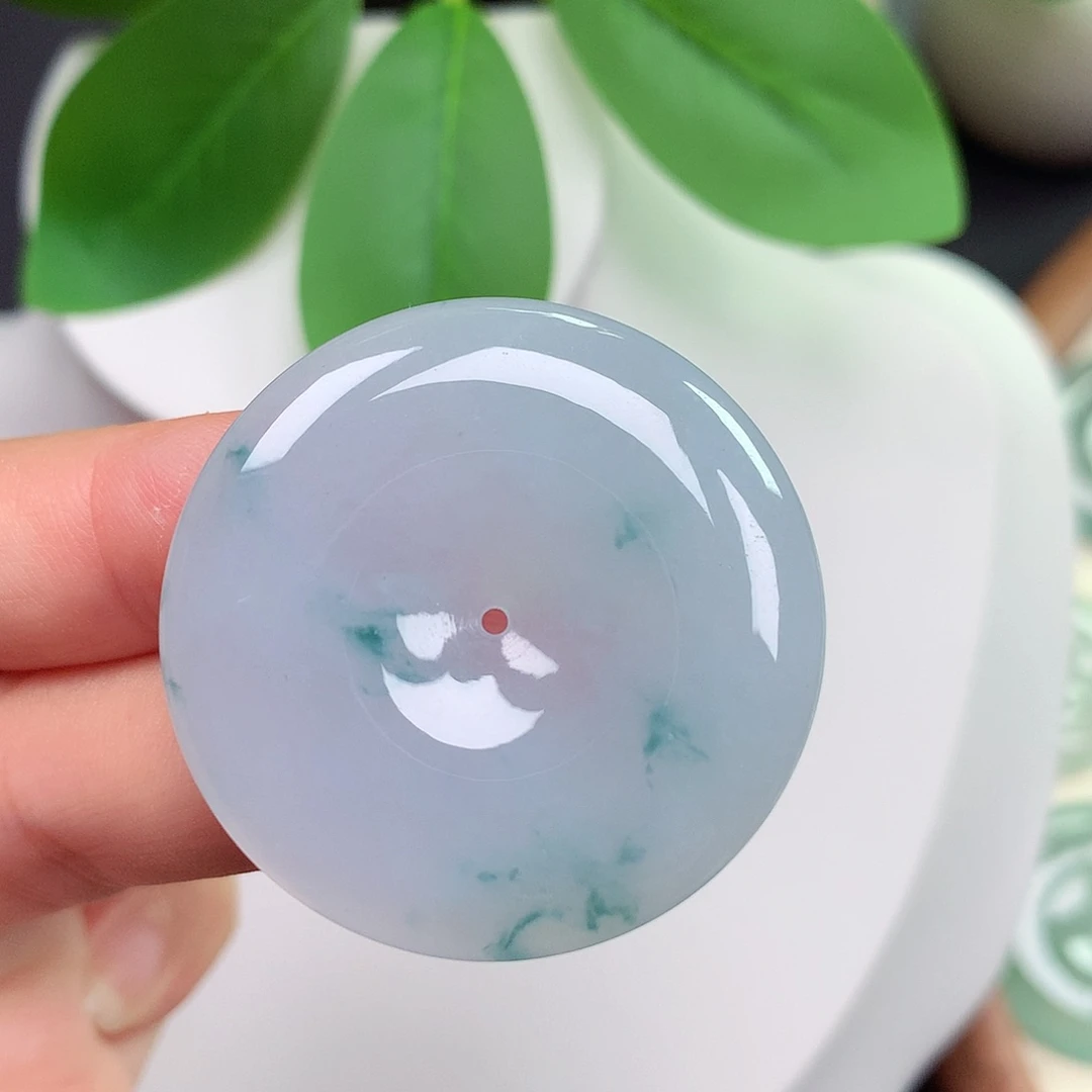 颈饰未镶嵌翡翠平安扣 35.9x5.7mm