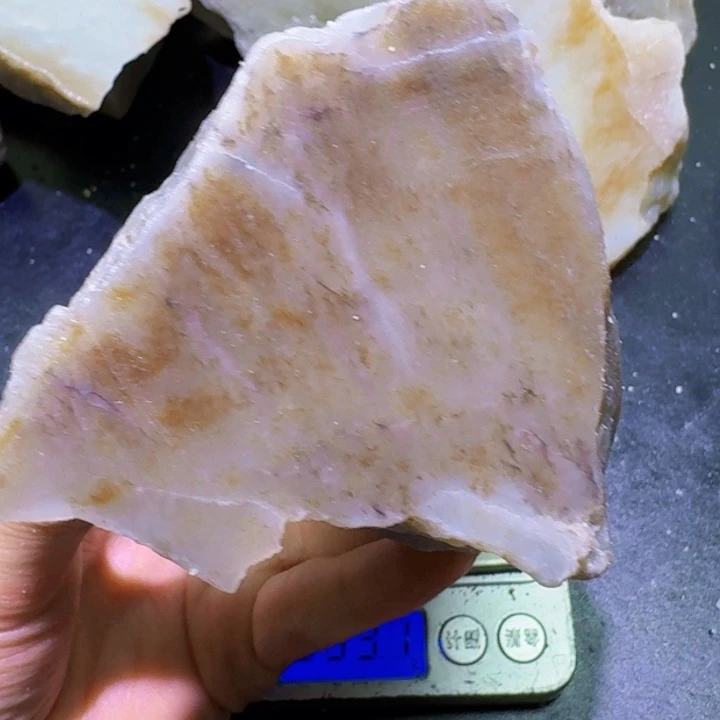 和田玉未镶嵌珠宝半成品