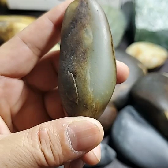 和田玉（糖玉）未镶嵌挂件