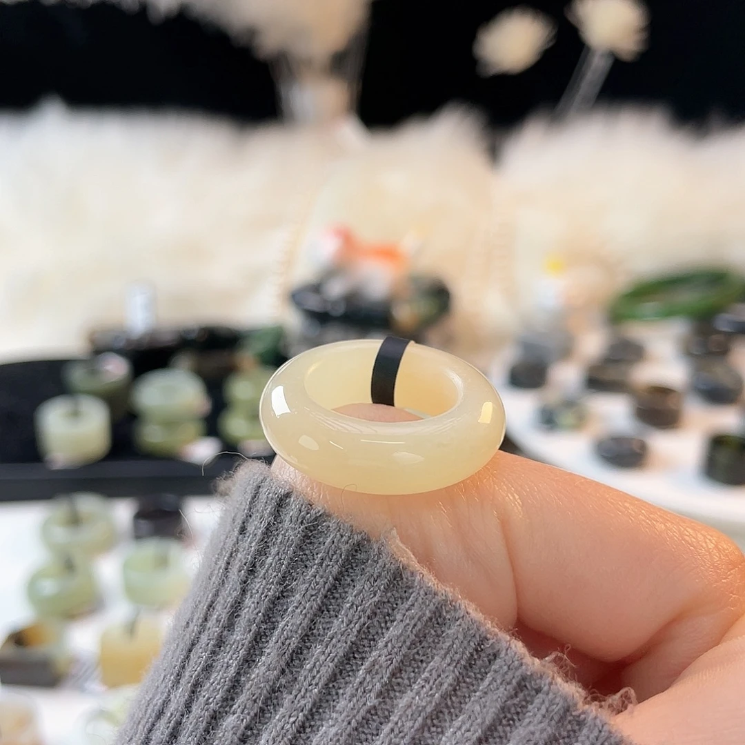 和田玉未镶嵌戒指k104黄糖甜甜圈16.4mm