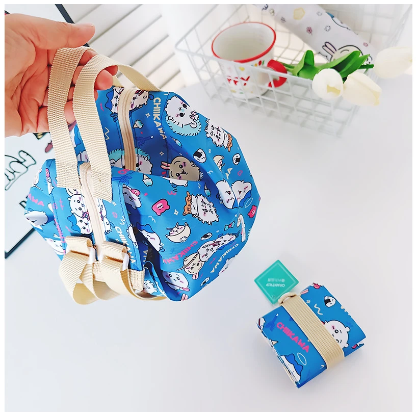 日本ins新款卡通吉伊卡哇带拉链防水中号可折叠便携购物袋 09363