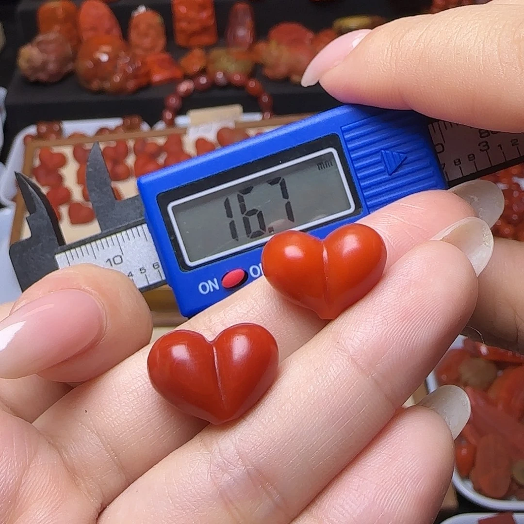 晏***河南红玛瑙未镶嵌吊坠(不含链)