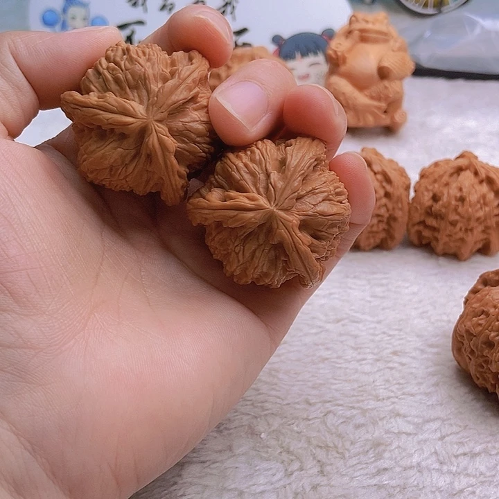 文玩核桃把件滕*阁三棱