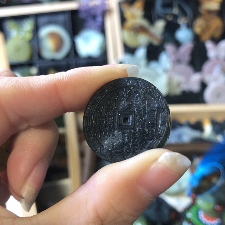 岫玉未镶嵌岫玉挂件