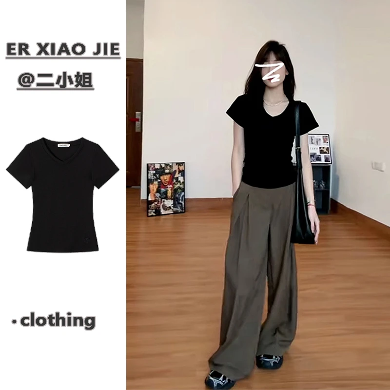 v领收腰显瘦薄款夏季短袖t恤女短款修身设计感辣妹紧身露锁骨上衣