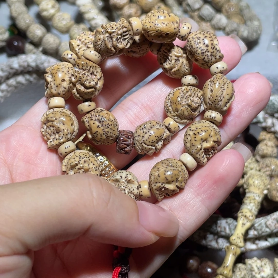 孤***一星月菩提吊坠朋克手持石玉料